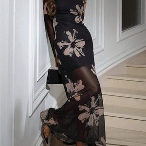 Elegant Black Floral Maxi Dress